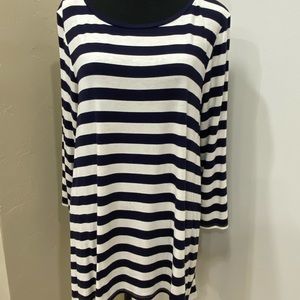 Cremieux navy/white striped top- size L